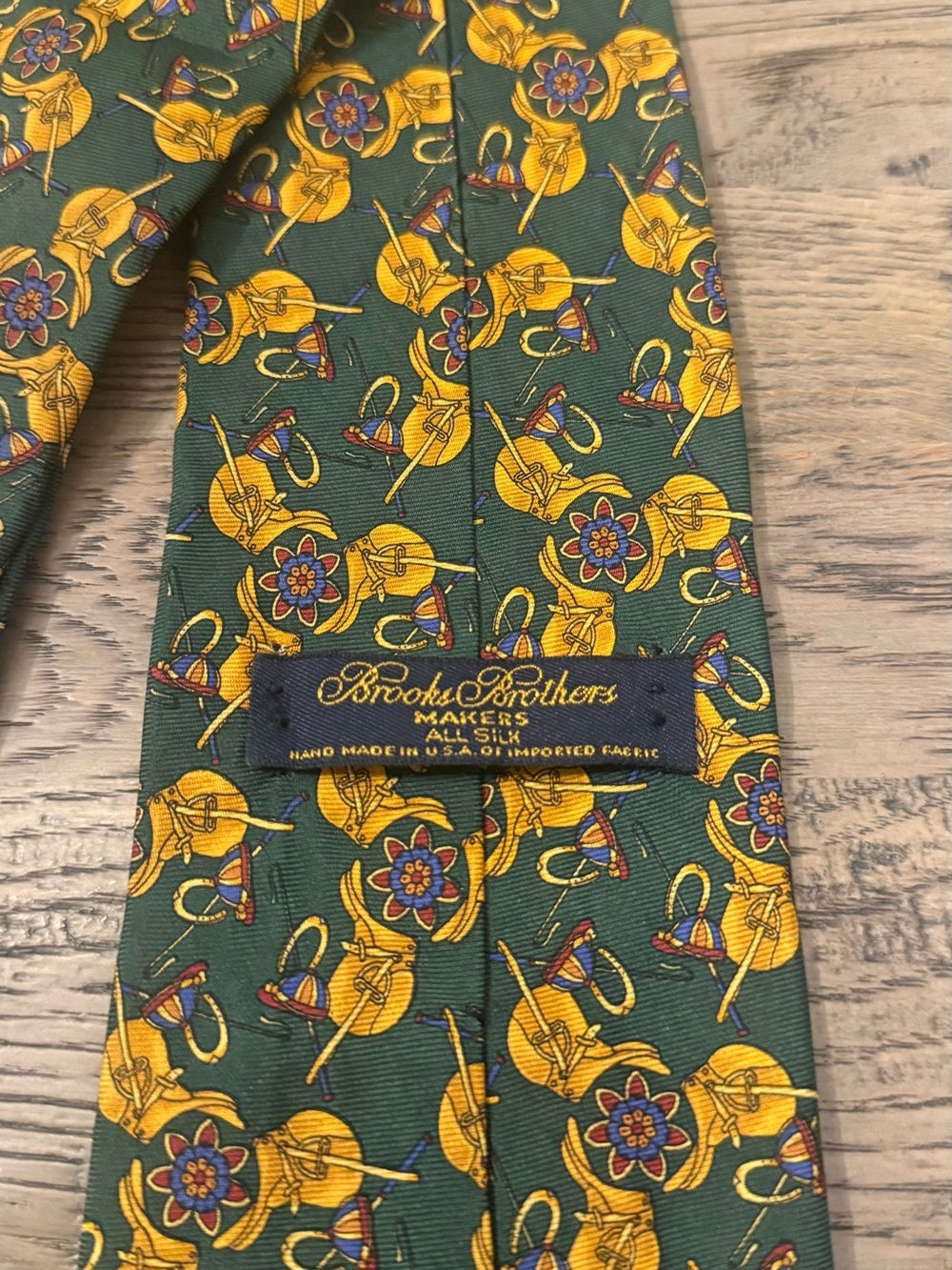 Brooks Brothers Green Silk Tie with Yellow Floral & Equestrian Motif